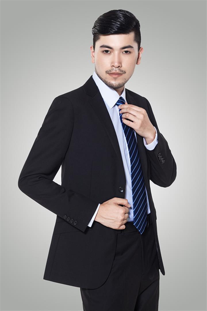 韩发英 包装与印刷设计负责人